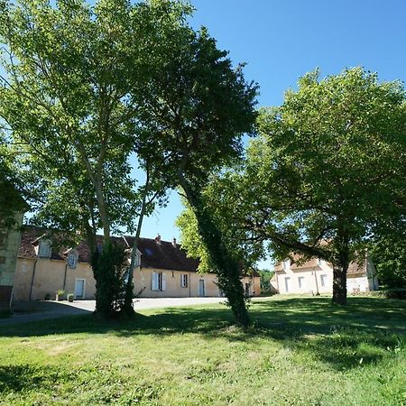 Chambres D'Hotes Du Bistrot Des Ecuries Cour-Maugis-sur-Huisne 外观 照片
