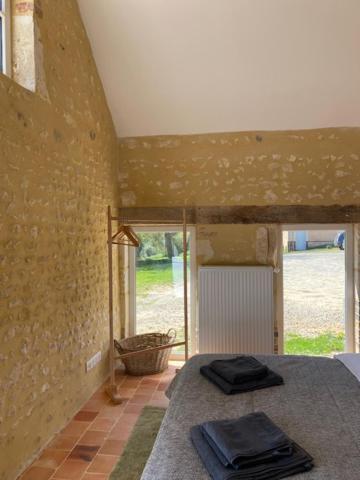 Chambres D'Hotes Du Bistrot Des Ecuries Cour-Maugis-sur-Huisne 外观 照片