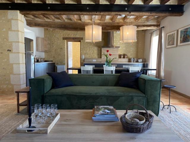 Chambres D'Hotes Du Bistrot Des Ecuries Cour-Maugis-sur-Huisne 外观 照片