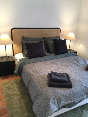Chambres D'Hotes Du Bistrot Des Ecuries Cour-Maugis-sur-Huisne 外观 照片