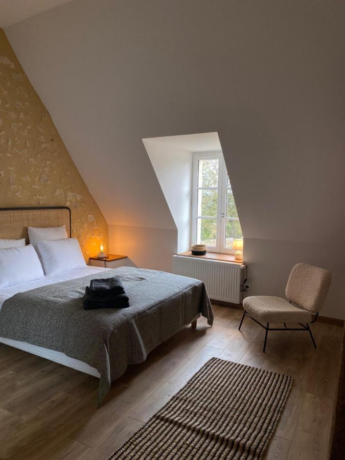 Chambres D'Hotes Du Bistrot Des Ecuries Cour-Maugis-sur-Huisne 外观 照片